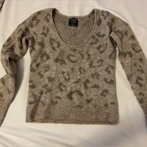 Abercrombie XS sweater
